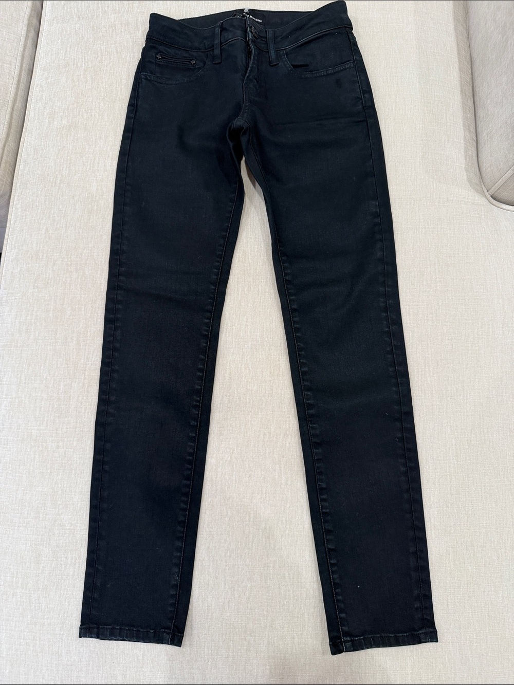 The Koopals black skinny jean Short fit